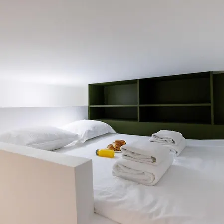 Charming And Peaceful - 2p - Pigalle * פריז